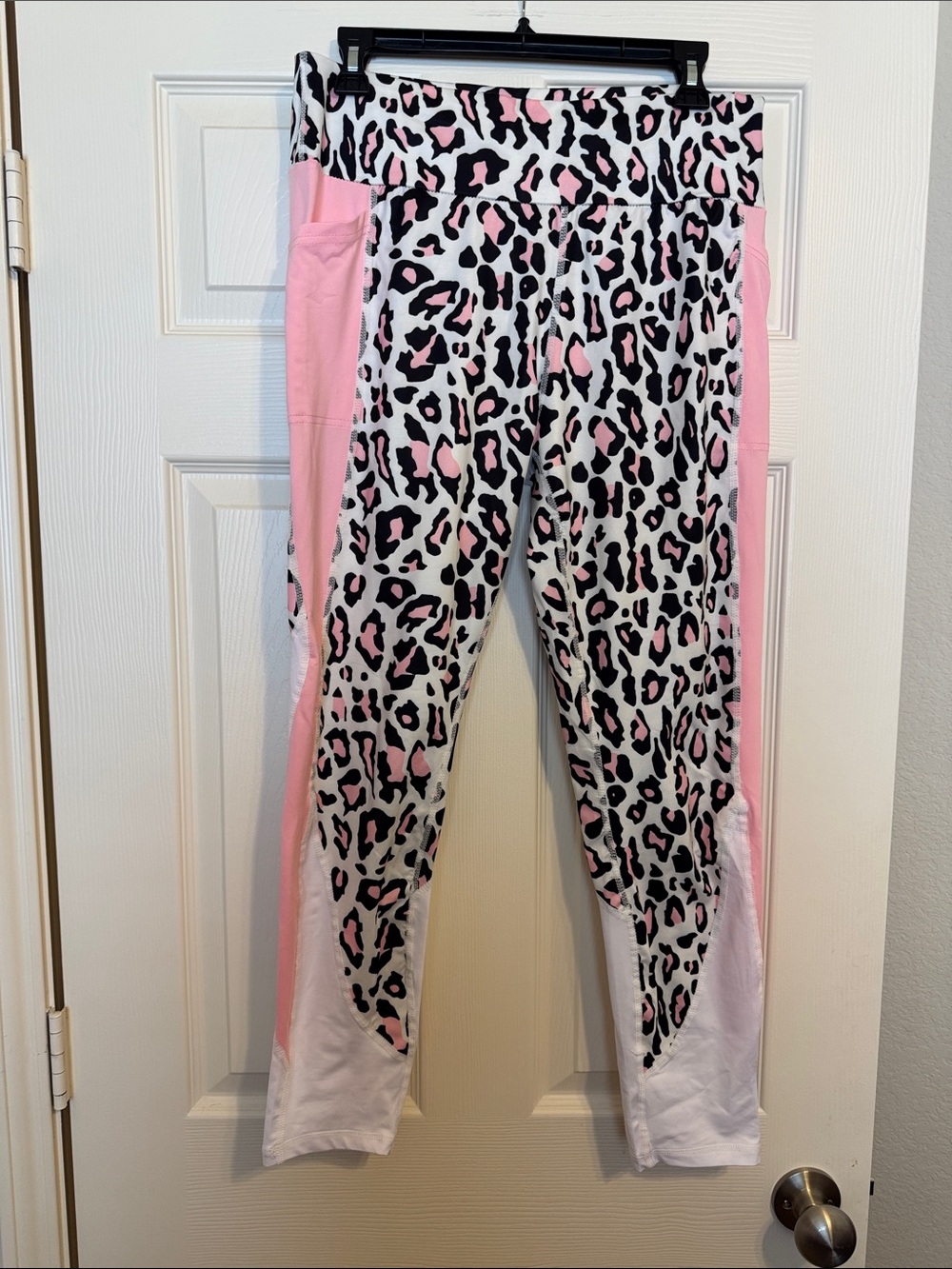 SHEIN Pink Leopard Print Active Leggings
